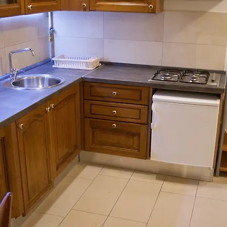 Carla Studio Apartment